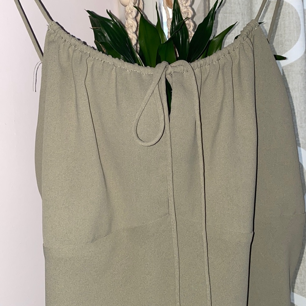 Beige/ light green dress